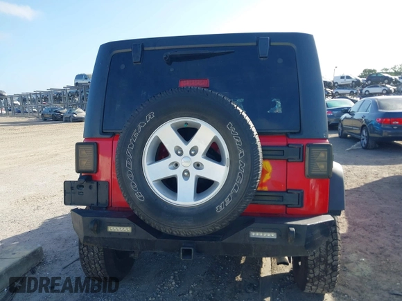 2015 Jeep Wrangler Unlimited Sport with VIN 1C4BJWDG4FL694005, listed as a IAAI auction lot 41971529 with Not provided miles and . Bid and sale history available at DreamBid. Image 16.