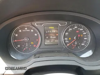 2015 Audi Q3 Premium Plus with VIN WA1EFCFS3FR013984, listed as a Copart auction lot 58785965 with 172,930 mi miles and Salvage title. Bid and sale history available at DreamBid. Image 9.