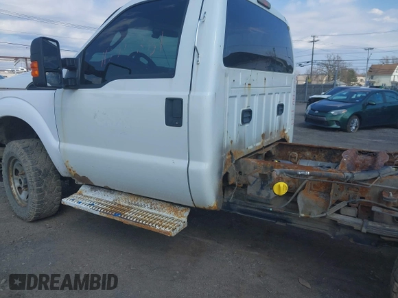 2011 Ford F-350 XL with VIN 1FTBF3B69BEB77551, listed as a IAAI auction lot 41995881 with 136,518 mi miles and . Bid and sale history available at DreamBid. Image 14.