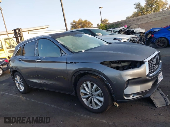 2019 Infiniti QX50 Essential z VIN 3PCAJ5M11KF114918, wystawiony jako IAAI lot #42574959 z przebiegiem 70 315 mil mil oraz . Historia ofert i sprzedaży dostępna na DreamBid. Obrazek 14.