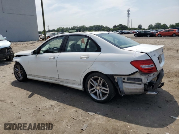 2013 Mercedes-Benz C 250 Sport с VIN WDDGF4HBXDR293035, выставлен на аукционе Copart как лот 60716965 с пробегом 102 726 миль миль и Списание • Salvage title. История ставок и продаж доступна на DreamBid. Изображение 2.