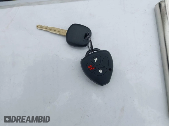 2006 Scion tC z VIN JTKDE167X60130009, wystawiony jako IAAI lot #42174502 z przebiegiem 151 801 mil mil oraz . Historia ofert i sprzedaży dostępna na DreamBid. Obrazek 11.