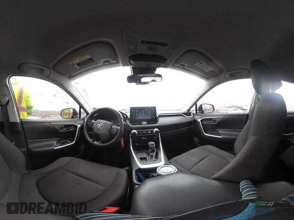 2019 Toyota RAV4 LE with VIN JTMF1RFV7KJ005465, listed as a IAAI auction lot 41559270 with 111,918 mi miles. Bid and sale history available at carsss.com. Image 18.