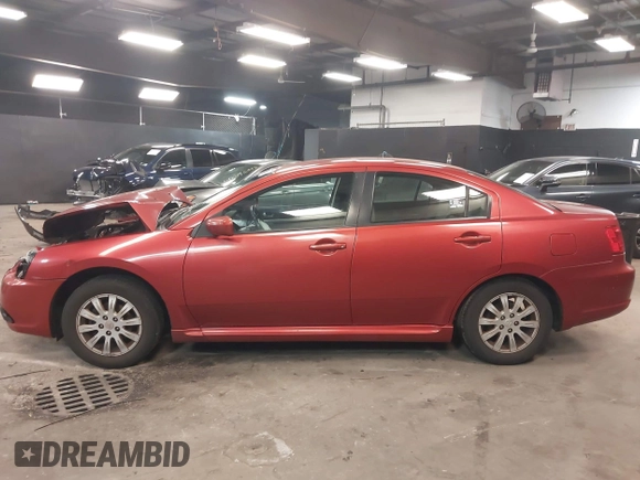 2010 Mitsubishi Galant FE z VIN 4A32B2FF8AE012585, wystawiony jako IAAI lot #42363093 z przebiegiem 182 601 mil mil oraz . Historia ofert i sprzedaży dostępna na DreamBid. Obrazek 14.