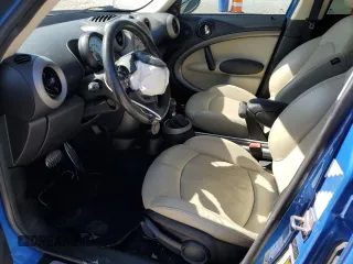 2011 MINI Countryman S with VIN WMWZC5C54BWL53955, listed as a Copart auction lot 52187405 with 124,470 mi miles and Salvage Title. Bid and sale history available at DreamBid. Image 7.