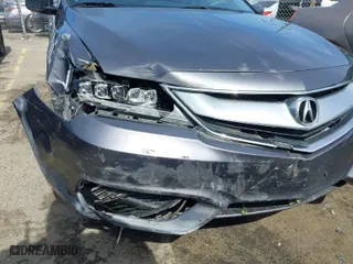2018 Acura ILX with VIN 19UDE2F30JA006961, listed as a IAAI auction lot 41848000 with 67,828 mi miles. Bid and sale history available at carsss.com. Image 18.