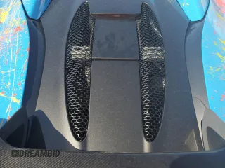 2019 McLaren 570S z VIN SBM13FAA9KW006456, wystawiony jako Copart lot #77400754 z przebiegiem Nie podano mil oraz Nie do naprawy. Historia ofert i sprzedaży dostępna na DreamBid. Obrazek 11.