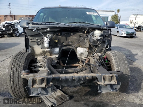 2005 GMC New Sierra 1500 SL with VIN 1GTEC19VX5Z347758, listed as a Copart auction lot 42574015 with 0 mi miles and Non Repairable. Bid and sale history available at carsss.com. Image 5.