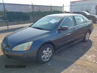 2005 Honda Accord LX z VIN 1HGCM56415A196154, wystawiony jako IAAI lot #42374992 z przebiegiem 240 123 mil mil oraz . Historia ofert i sprzedaży dostępna na DreamBid. Obrazek 2.