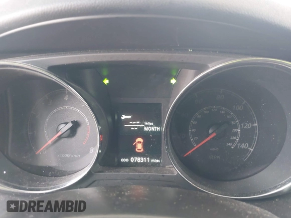 2017 Mitsubishi Outlander ES z VIN JA4AP3AU5HZ027103, wystawiony jako IAAI lot #42125465 z przebiegiem 78 311 mil mil oraz . Historia ofert i sprzedaży dostępna na DreamBid. Obrazek 7.