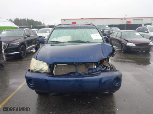 2002 Toyota Highlander with VIN JTEGF21A520058345, listed as a IAAI auction lot 41567610 with 117,736 mi miles. Bid and sale history available at carsss.com. Image 12.