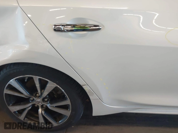 2017 Nissan Maxima SV with VIN 1N4AA6AP7HC434741, listed as a IAAI auction lot 40810102 with 80,187 mi miles and . Bid and sale history available at DreamBid. Image 19.
