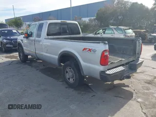 2008 Ford Super Duty F-250 SRW XL with VIN 1FTSX21R08EC05085, listed as a IAAI auction lot 41596775 with 1 mi miles. Bid and sale history available at carsss.com. Image 3.