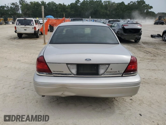 2010 Ford Police Interceptor с VIN 2FABP7BV5AX125350, выставлен на аукционе Copart как лот 58745125 с пробегом 194 856 миль миль и На запчасти • Non repairable. История ставок и продаж доступна на DreamBid. Изображение 6.