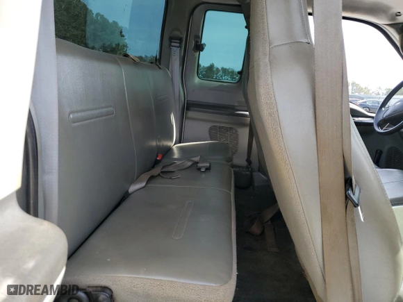 2005 Ford Super Duty F-250 XL with VIN 1FTSX21515ED11098, listed as a Copart auction lot 48137775 with 217,032 mi miles and Salvage Title. Bid and sale history available at carsss.com. Image 10.