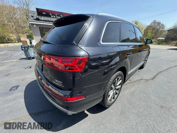 2017 Audi Q7 Premium Plus z VIN WA1LAAF75HD025575, wystawiony jako Copart lot #55443465 z przebiegiem 162 389 mil mil oraz Czysty tytuł • Clean title. Historia ofert i sprzedaży dostępna na DreamBid. Obrazek 3.