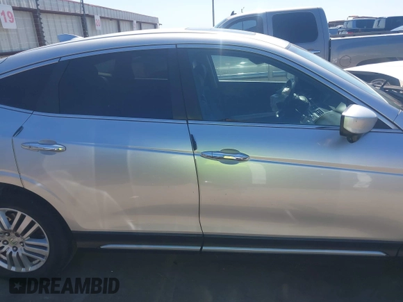 2013 Honda Crosstour EX-L z VIN 5J6TF3H55DL005254, wystawiony jako IAAI lot #41758954 z przebiegiem 207 830 mil mil oraz . Historia ofert i sprzedaży dostępna na DreamBid. Obrazek 14.