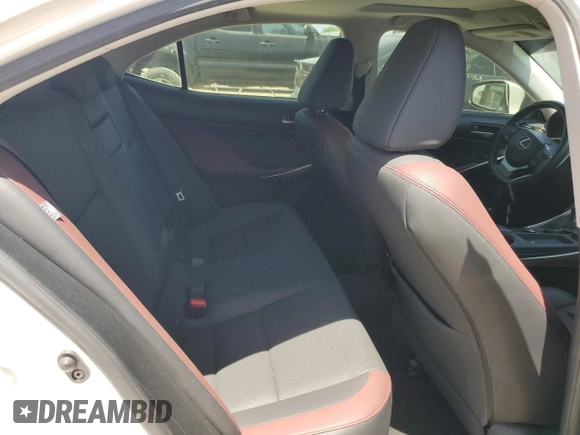 2019 Lexus IS 300 z VIN JTHBA1D23K5091065, wystawiony jako Copart lot #52715785 z przebiegiem 84 220 mil mil oraz Czysty tytuł • Clean title. Historia ofert i sprzedaży dostępna na DreamBid. Obrazek 10.