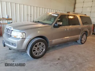 2008 Lincoln Navigator with VIN 5LMFL28588LJ13940, listed as a Copart auction lot 50811335 with 226,831 mi miles and Clean title. Bid and sale history available at DreamBid. Image 1.