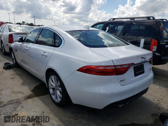 2017 Jaguar XF with VIN SAJBJ4BN6HCY31696, listed as a Copart auction lot 61645972 with Not Provided miles and . Bid and sale history available at DreamBid. Image 3.