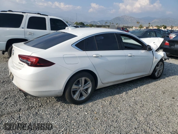 2018 Buick Regal Preferred with VIN W04GL6SX8J1133551, listed as a Copart auction lot 55338635 with 155,299 mi miles and Salvage title. Bid and sale history available at DreamBid. Image 3.