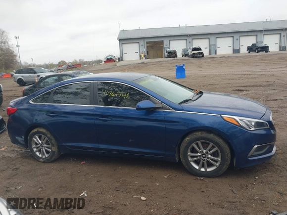 2017 Hyundai Sonata SE with VIN 5NPE24AF9HH551603, listed as a IAAI auction lot 40861742 with 122,356 mi miles. Bid and sale history available at carsss.com. Image 13.