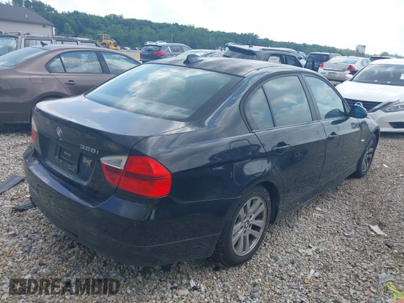 2007 BMW 3 Series 328i with VIN WBAVA33507PG39542, listed as a IAAI auction lot 42624478 with 127,350 mi miles and . Bid and sale history available at DreamBid. Image 4.