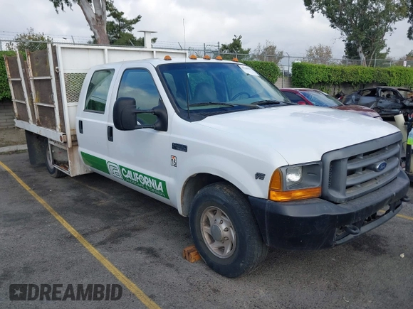 1999 Ford F-350 with VIN 1FDSW34S7XEC82702, listed as a IAAI auction lot 40346052 with 142,159 mi miles and . Bid and sale history available at DreamBid. Image 1.