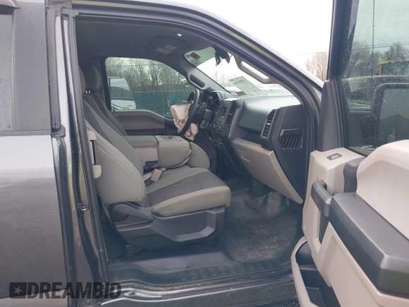 2017 Ford F-150 XL with VIN 1FTEX1E87HFB40254, listed as a IAAI auction lot 41899190 with 91,531 mi miles and . Bid and sale history available at carsss.com. Image 5.