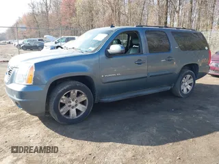 2008 GMC Yukon XL Commercial with VIN 1GKFK16388J186702, listed as a IAAI auction lot 41917631 with 193,305 mi miles. Bid and sale history available at carsss.com. Image 17.