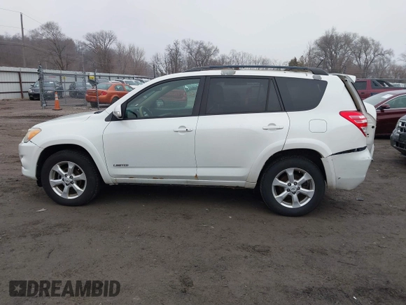 2010 Toyota RAV4 Ltd with VIN 2T3DF4DV2AW025752, listed as a IAAI auction lot 41501570 with 227,271 mi miles. Bid and sale history available at carsss.com. Image 14.