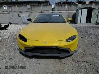 2019 Aston Martin Vantage z VIN SCFSMGAW6KGN01897, wystawiony jako Copart lot #51802505 z przebiegiem Nie podano mil oraz Szkoda całkowita • Salvage title. Historia ofert i sprzedaży dostępna na DreamBid. Obrazek 16.