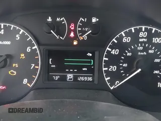 2017 Nissan Sentra SV z VIN 3N1AB7AP9HY349424, wystawiony jako IAAI lot #41803797 z przebiegiem 126 936 mil mil oraz . Historia ofert i sprzedaży dostępna na DreamBid. Obrazek 15.