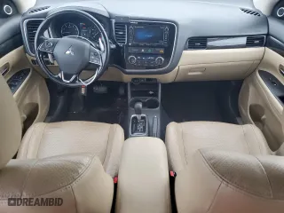 2016 Mitsubishi Outlander GT with VIN JA4JZ4AX8GZ006027, listed as a Copart auction lot 84062804 with 158,474 mi miles and Salvage Title. Bid and sale history available at carsss.com. Image 8.