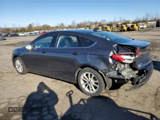 2019 Ford Fusion SE with VIN 3FA6P0H79KR123134, listed as a Copart auction lot 49226005 with 68,430 mi miles and Salvage Title. Bid and sale history available at carsss.com. Image 2.