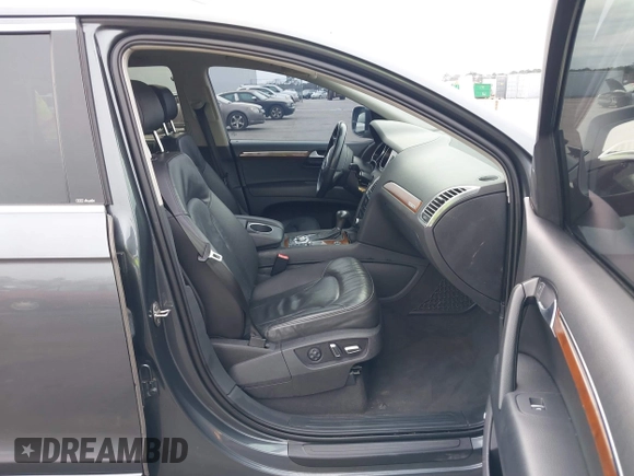 2013 Audi Q7 3.0L TDI Premium Plus with VIN WA1LMAFE0DD011857, listed as a IAAI auction lot 41537175 with 118,604 mi miles. Bid and sale history available at carsss.com. Image 5.