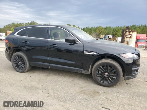 2020 Jaguar F-Pace 30t Prestige with VIN SADCK2GXXLA636451, listed as a Copart auction lot 50127785 with 75,990 mi miles and Salvage Title. Bid and sale history available at DreamBid. Image 4.