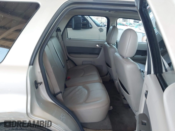 2010 Mercury Mariner с VIN 4M2CN8BG4AKJ26045, выставлен на аукционе IAAI как лот 42143459 с пробегом 203 232 миль миль и . История ставок и продаж доступна на DreamBid. Изображение 8.