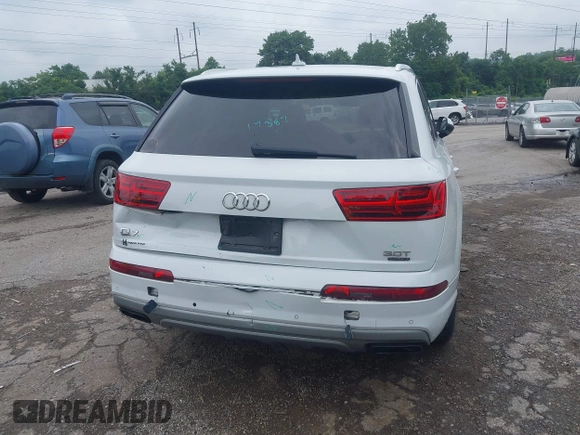 2017 Audi Q7 Premium Plus z VIN WA1LAAF74HD057367, wystawiony jako IAAI lot #42649847 z przebiegiem 90 204 mil mil oraz . Historia ofert i sprzedaży dostępna na DreamBid. Obrazek 6.