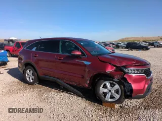 2022 Kia Sorento LX z VIN 5XYRGDLC4NG099777, wystawiony jako Copart lot #52391425 z przebiegiem 111 531 mil mil oraz Szkoda całkowita • Salvage title. Historia ofert i sprzedaży dostępna na DreamBid. Obrazek 4.