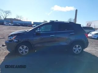 2017 Chevrolet Trax LT with VIN KL7CJPSB6HB253418, listed as a IAAI auction lot 41881440 with 114,104 mi miles. Bid and sale history available at carsss.com. Image 14.