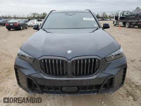 2025 BMW X5 sDrive40i with VIN 5UX13EU05S9W56291, listed as a Copart auction lot 41457825 with 0 mi miles and Salvage Title. Bid and sale history available at carsss.com. Image 5.