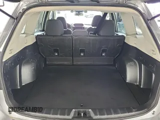 2019 Subaru Forester Premium with VIN JF2SKAGC7KH552139, listed as a IAAI auction lot 42566945 with 204,278 mi miles and . Bid and sale history available at DreamBid. Image 35.