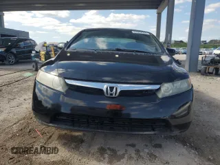 2008 Honda Civic LX z VIN 1HGFA16548L023373, wystawiony jako Copart lot #52052565 z przebiegiem 121 500 mil mil oraz Szkoda całkowita • Salvage title. Historia ofert i sprzedaży dostępna na DreamBid. Obrazek 5.