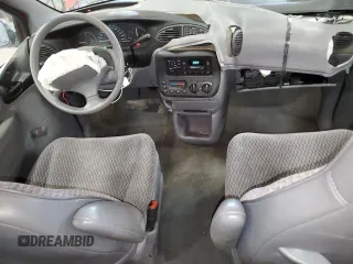2000 Dodge Caravan with VIN 2B4GP25B5YR501156, listed as a Copart auction lot 44858875 with 121,125 mi miles and Salvage title. Bid and sale history available at DreamBid. Image 8.