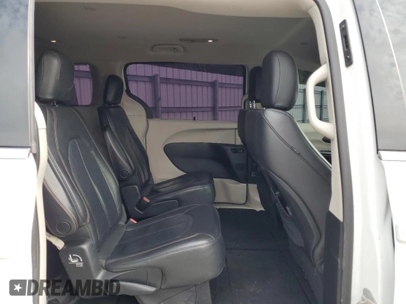 2018 Chrysler Pacifica Touring L z VIN 2C4RC1BG8JR287948, wystawiony jako Copart lot #59123235 z przebiegiem 80 145 mil mil oraz Szkoda całkowita • Salvage title. Historia ofert i sprzedaży dostępna na DreamBid. Obrazek 11.