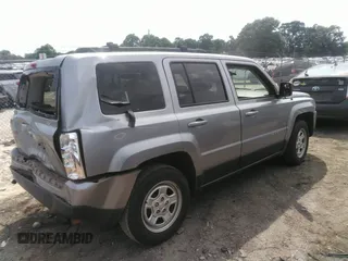 2016 Jeep Patriot Sport с VIN 1C4NJPBBXGD765293, выставлен на аукционе IAAI как лот 42310600 с пробегом 193 678 миль миль и . История ставок и продаж доступна на DreamBid. Изображение 4.