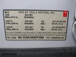 2013 Tesla Model S with VIN 5YJSA1CG3DFP16662, listed as a IAAI auction lot 41652712 with 105,176 mi miles. Bid and sale history available at carsss.com. Image 9.