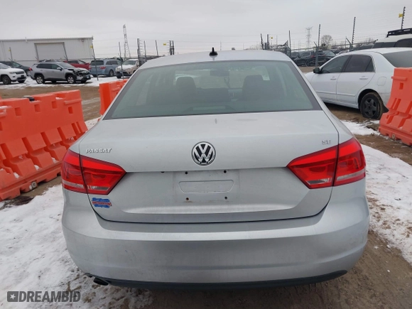 2013 Volkswagen Passat SE w/Sunroof with VIN 1VWBH7A35DC005005, listed as a IAAI auction lot 41150825 with 90,467 mi miles. Bid and sale history available at carsss.com. Image 16.