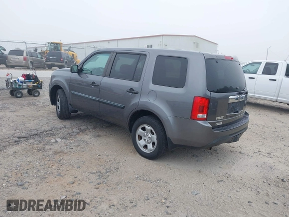 2014 Honda Pilot LX with VIN 5FNYF4H2XEB004614, listed as a IAAI auction lot 42236980 with 160,357 mi miles and . Bid and sale history available at DreamBid. Image 3.